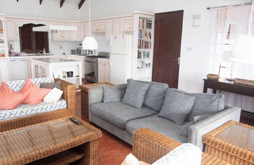 Gros Islet Villa | Villa Sunrise Sunset boasts stays like Amy Winehouse.