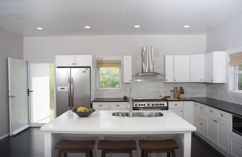 Buckleys Village House | Villa Sur Colline Antigua