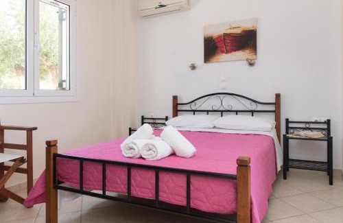 Pylos-Nestoras House | Villa Tapia