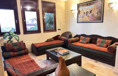 Harhoura Villa | Villa Taroub avec piscine et vue sur mer