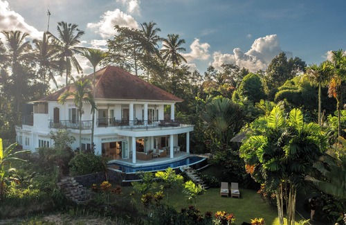 Kenderan Villa | Villa Tau: Beautifully appointed, spacious villa set in Ubud's iconic ricefields