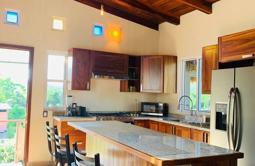 La Huerta Villa | VILLA TENACATITA COSTALEGRE