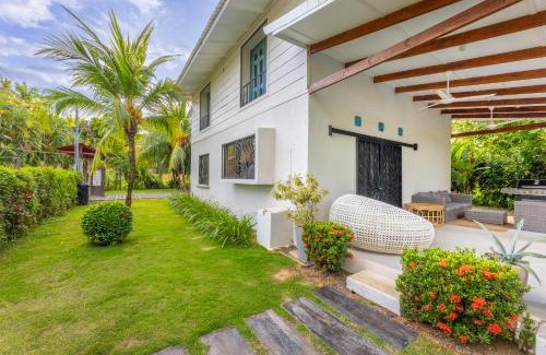 Esterillos Oeste Villa | Villa Tenga Paz By Vacation Pura Vida