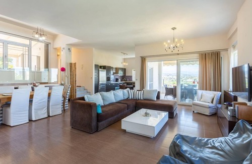 Adelianos Kampos Villa | Villa Thetis - Four Bedroom Villa, Sleeps 8