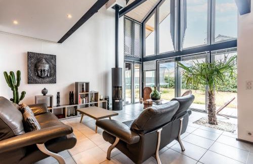 Armoy Apartment | Villa tout confort - Piscine - Montagnes - Lac - Parking