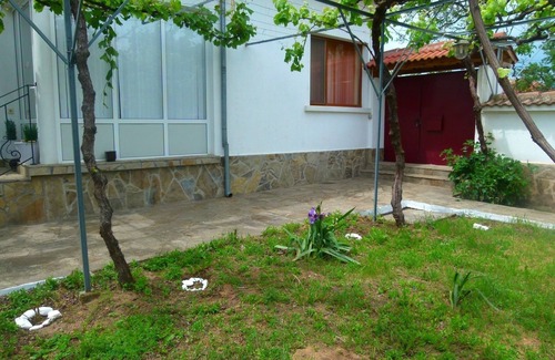 Gorno Sakhrane Villa | Villa Valley of Roses