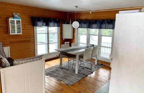 Hankasalmi Ski Chalet | Villa Venekoski