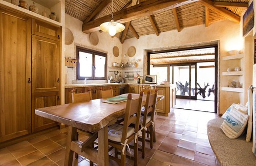 Alghero Villa | Villa Venere Alghero, privacy for 12 people, private swimming pool, surrounded by greenery
