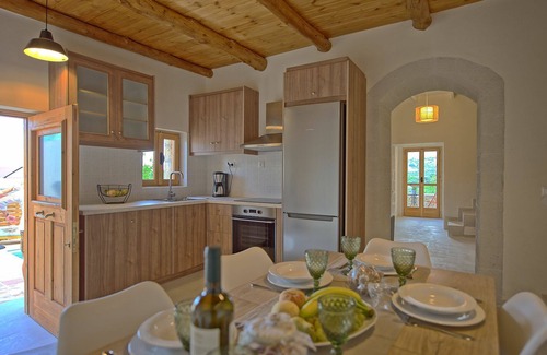 Embrosneros Villa | Villa Vicilla – Inland Crete vacation villa with pool, Greece
