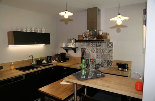 Aulos House | Villa Victoire - Charming house with garden - 10 people - 5 bedrooms - 3 bathrooms - 2 WCs