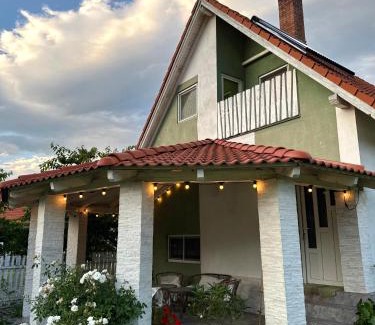 Comiat Villa | Villa Viktória