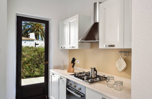 Costa Rei Villa | Villa 'Villetta 9' with Private Terrace, Wi-Fi and Air Conditioning