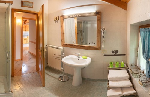 Cogolo Apartment | Villa with large garden in the Stelvio National Park