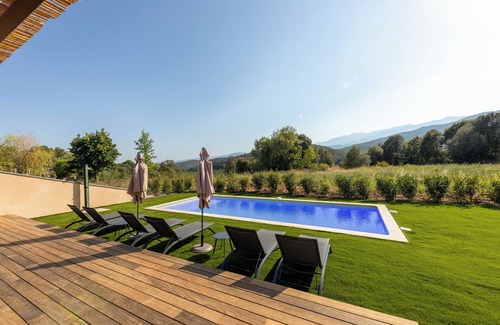 Ghisonaccia House | Villa with pool