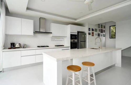 Bophut Hills Villa | [Villa X] 3 Bedrooms Luxury Modern Seaview