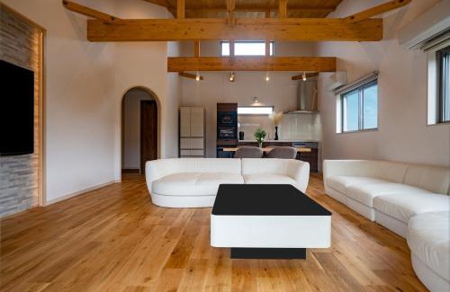 Hojo Villa | Villa Yno