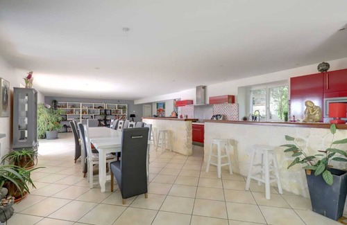 Vaudreuille Villa | Villa 'Zen Et Tropicale' with Mountain View, Shared Pool and Wi-Fi