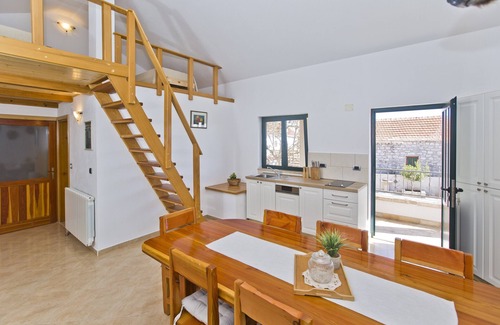 Bogomolje Villa | Villa Žurnata - Three Bedroom Villa with pool
