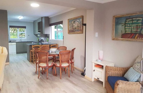 Old Place Apartment | VillaChé with garden aspect and views to Lagoon