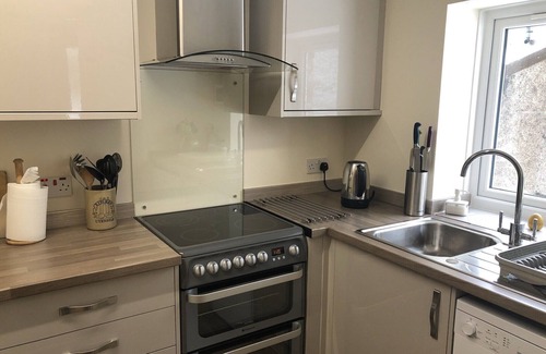 Penrith Cottage | Village cottage on the fringe of Lake District. Nearby Michelin pub/bistro.