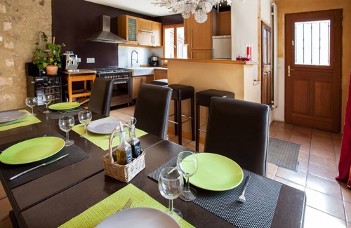 Castelnau-le-Lez House | Village house with swimming pool 5 min from Montpellier * 5 pers *