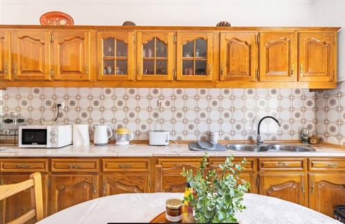 Fuinhas House | Village House