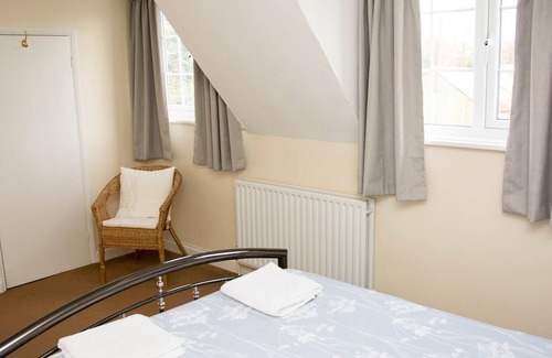 Broad Oak House | Village location close to Canterbury