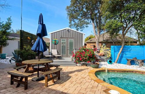 Gulf Breeze House | Village Oasis