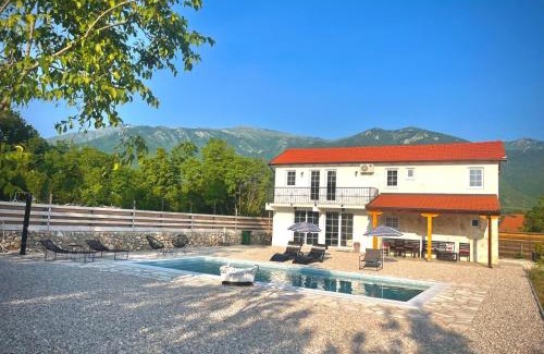 Mostar Villa | Village Pool Villa Silentium
