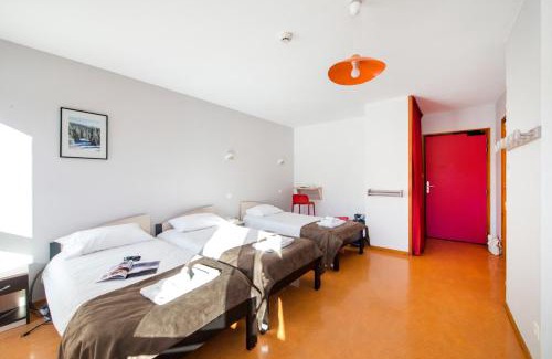 Cerniebaud Hotel | Village vacances Chalet de la Haute-Joux