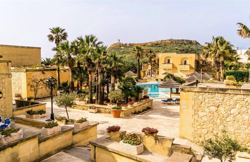 Ta' Għammar Apartment | Villagg tal-Fanal - 4 Bedroom Maisonette