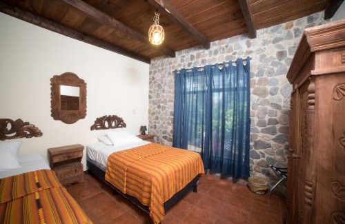Panajachel Villa | VILLAS JUCANYA Super Higienizadas