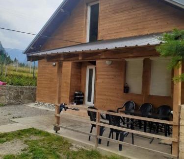 Pejë Ski Chalet | Villas Meti Rugove