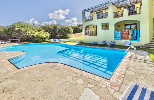 Punta De Su Turrione Apartment | Villas with air conditioning and shared pool, just a few minutes from La Pelosa beach