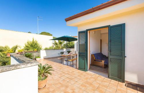Cenate House | Villetta Annamaria by BarbarHouse