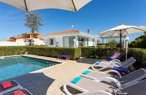 Santa Maria del Focallo Villa | Villetta Serena with lovely private pool