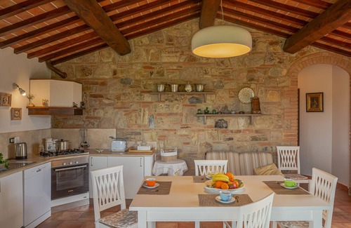 Castagneto Carducci House | Villino Mary, delightful cottage between sea and countryside