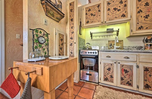 Cornville Cottage | Vineyard Views & Sauna at Cornville Home!
