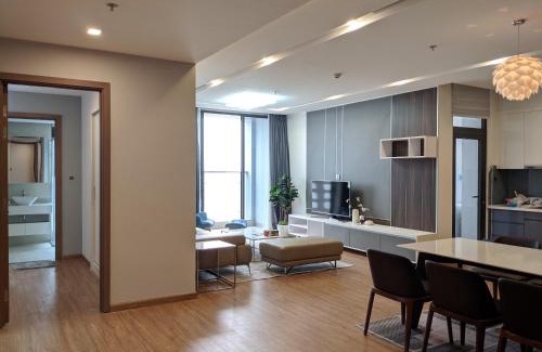 Ngoc Khanh Apartment | Vinhomes Metropolis Luxury Apartment 4 Br