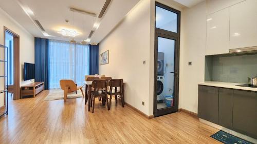 Ngoc Khanh Apartment | Vinhomes Metropolis Residence