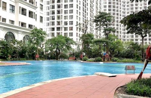 Thanh Xuan Apartment | Vinhomes Royal City 2 Bedroom!