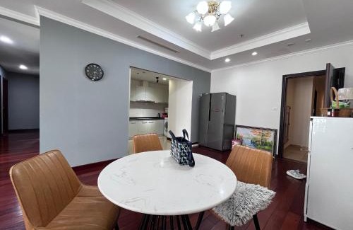 Thanh Xuan Apartment | Vinhomes Royal City Apartment 3 Br