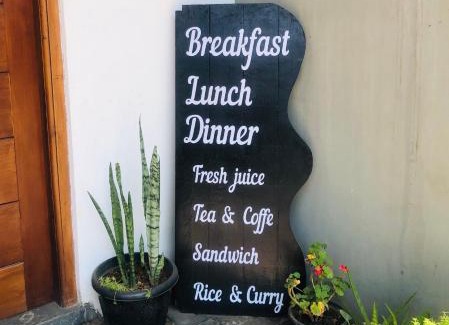 Nallathanniya Bed & Breakfast | ViNiSH iNN