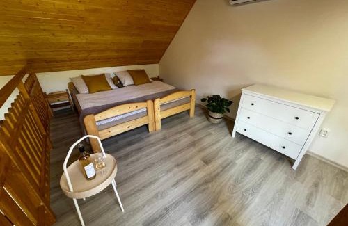 Mutenice House | Vinný sklep u Mňa
