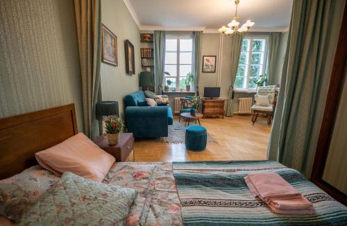 Old Town Apartment | Vintage boutique Old Town Warsaw