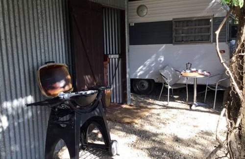Pitt Town House | Vintage Caravan in the Hawkesbury Valley