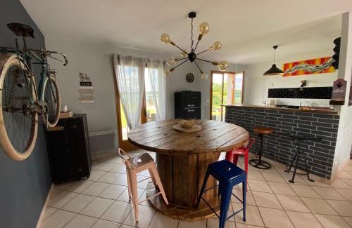 Giffaumont-Champaubert House | Vintage house