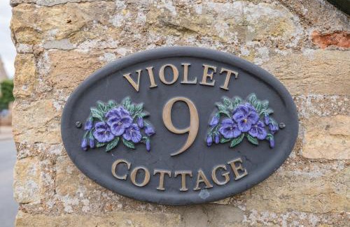 Feltwell House | Violet Cottage