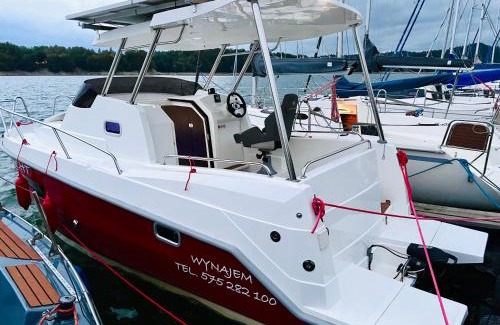 Solina Boat Rental | VIP JACHT