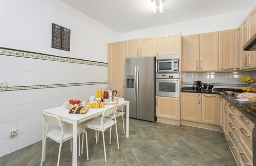 Golden Triangle of Art Apartment | vip LYRICS, by MONARO*